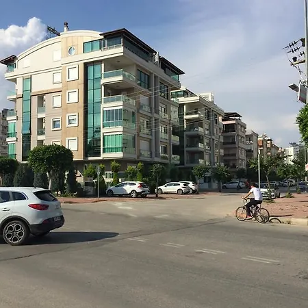 Apartment Demet *