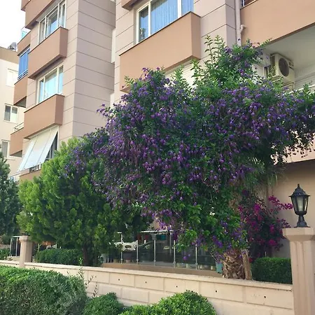 Demet Apartment *